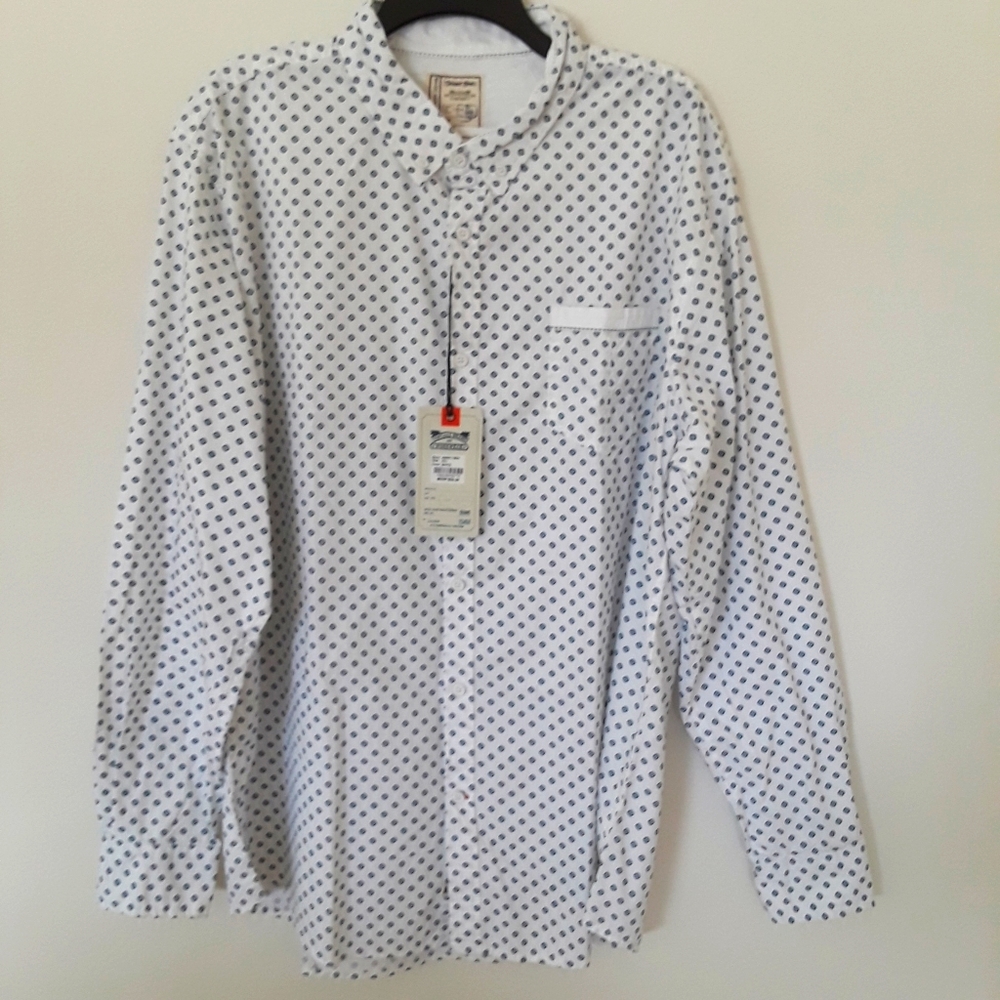 Alexander Julian Menshirt